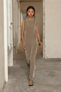 AMI Spring 2025 Ready-to-Wear Collection at Paris Fashion Week