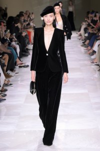Armani Privé Fall 2024 Couture at Paris Couture Week