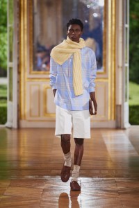 Menswear Trends at Paris Fashion Week Men’s Spring 2025: Pastels