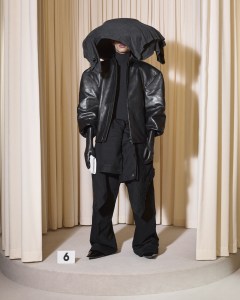 Balenciaga Fall 2024 Couture at Paris Fashion Week