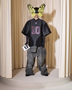 Balenciaga Fall 2024 Couture at Paris Fashion Week