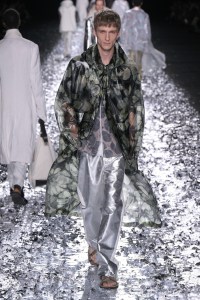 Menswear Trends at Paris Fashion Week Men’s Spring 2025: Light Layers