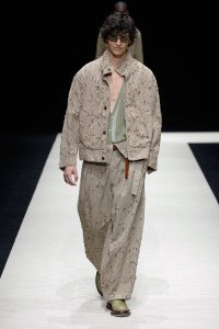 Emporio Armani Spring 2025 Men’s Ready-to-Wear Collection