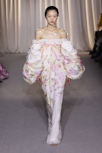 Giambattista Valli fall 2024 couture collection at Couture Fashion Week