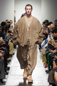 Hed Mayner Spring 2025 Men’s Collection at Paris Fashion Week