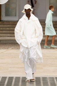 Menswear Trends at Paris Fashion Week Men’s Spring 2025: Light Layers