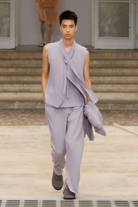 Issey Miyake Homme Plissé Spring 2025 Men's Collection at Paris Fashion Week