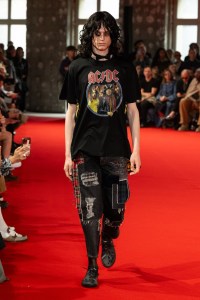 Junya Watanabe Spring 2025 Men's Collection at Paris Fashion Week