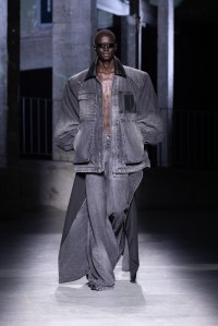 Juun.J Spring 2025 Ready-to-Wear Collection at Paris Fashion Week