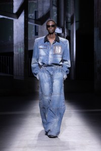 Juun.J Spring 2025 Ready-to-Wear Collection at Paris Fashion Week