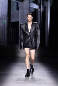 Juun.J Spring 2025 Ready-to-Wear Collection at Paris Fashion Week