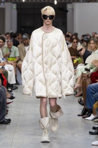 JW Anderson Spring 2025 Men's and Women's Resort Ready-to-Wear