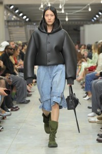 JW Anderson Spring 2025 Men's and Women's Resort Ready-to-Wear