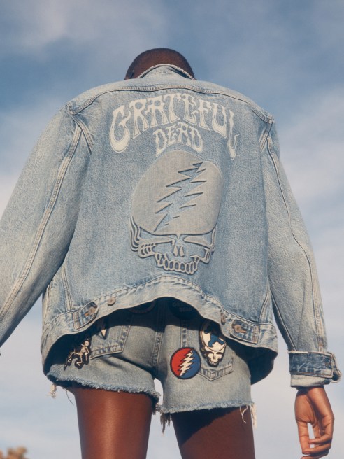 Lucky Brand teamed with the Grateful Dead for a men’s and women’s collection of licensed graphic T-shirts, denim, dresses, tops and accessories.