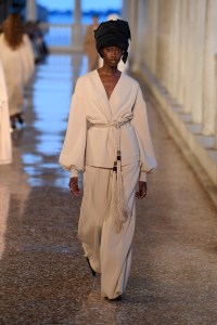 Max Mara Resort 2025 Ready-to-Wear Collection