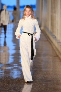Max Mara Resort 2025 Ready-to-Wear Collection