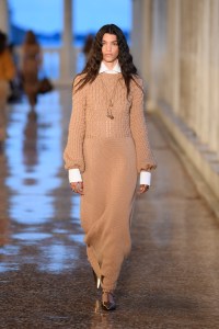 Max Mara Resort 2025 Ready-to-Wear Collection
