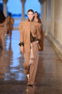 Max Mara Resort 2025 Ready-to-Wear Collection
