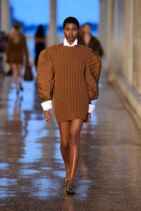 Max Mara Resort 2025 Ready-to-Wear Collection