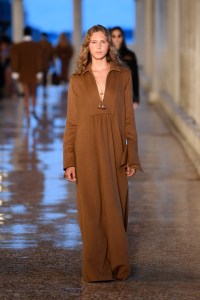 Max Mara Resort 2025 Ready-to-Wear Collection