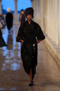 Max Mara Resort 2025 Ready-to-Wear Collection