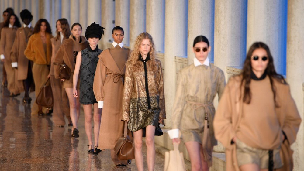 Max Mara Resort 2025 Ready-to-Wear Collection