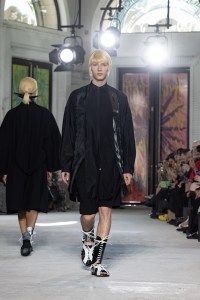 Songzio Spring 2025 Ready-to-Wear Collection at Paris Fashion Week