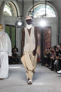 Songzio Spring 2025 Ready-to-Wear Collection at Paris Fashion Week