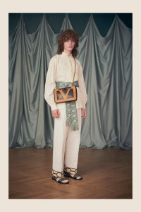 Valentino by Alessandro Michele Resort 2025 Ready-to-Wear Collection