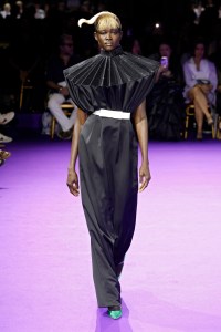 Viktor&Rolf Fall 2024 Couture at Couture Fashion Week