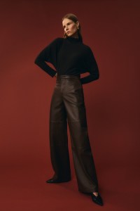 Vince Resort 2025 Ready-to-Wear Collection