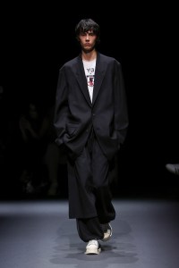 Y-3 Spring 2025 Ready-to-Wear Collection at Paris Fashion Week
