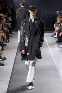 Yohji Yamamoto Spring 2025 Ready-to-Wear Collection at Paris Fashion Week