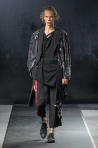 Yohji Yamamoto Spring 2025 Ready-to-Wear Collection at Paris Fashion Week