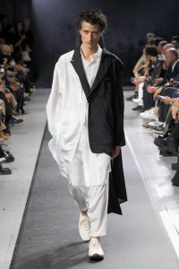 Yohji Yamamoto Spring 2025 Ready-to-Wear Collection at Paris Fashion Week