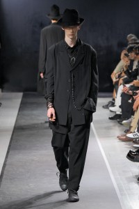 Yohji Yamamoto Spring 2025 Ready-to-Wear Collection at Paris Fashion Week