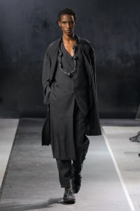 Yohji Yamamoto Spring 2025 Ready-to-Wear Collection at Paris Fashion Week