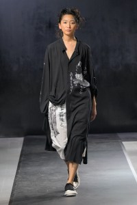 Yohji Yamamoto Spring 2025 Ready-to-Wear Collection at Paris Fashion Week
