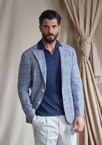 Bagnoli Sartoria Napoli  
bagnolisartoria.com
@bagnolisartoria 
2096