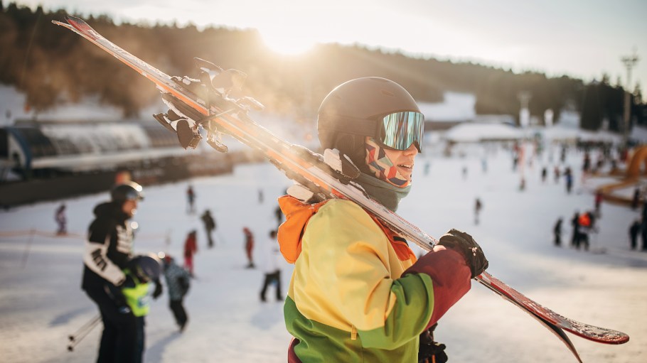 Curated uses specialists to help recommend high-ticket outdoor products, like skis and ski jackets, to consumers.