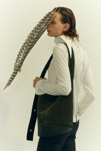 Loewe Spring 2025 Men’s Ready-to-Wear Collection