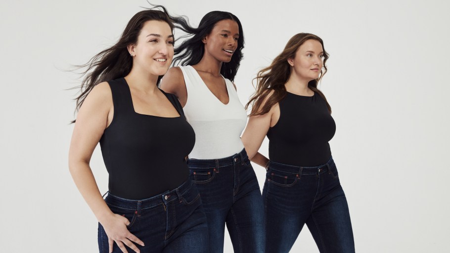ShapeSync utilizes the combination of Lycra FitSense Denim technology and advanced garment treatments to deliver comfortable shaping.