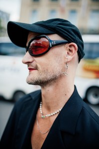 Street Style Trends at Paris Fashion Week Couture Fall 2024: Monochromatic Black