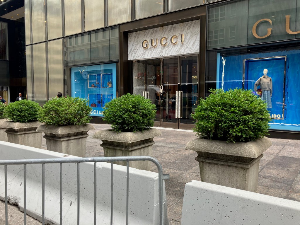 Gucci store Fifth Avenue