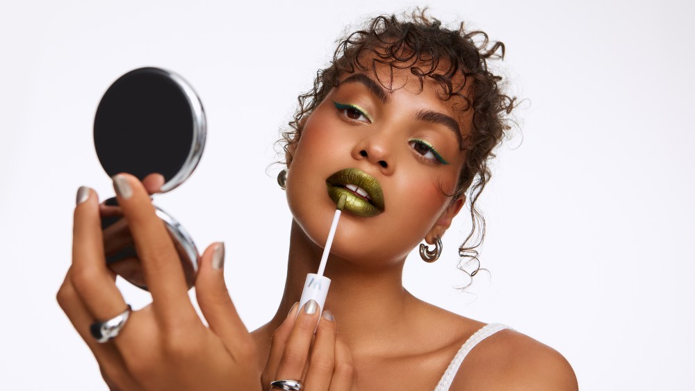 To commemorate National Avocado Day, Wonderskin and Chipotle are launching a limited-edition, avocado-inspired lip stain.
