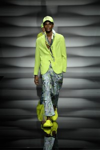 Emporio Armani Spring 2023 Ready to Wear