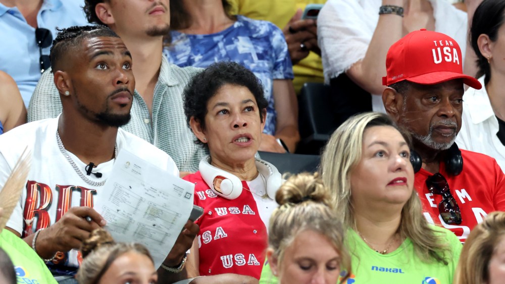 Family members of Simone Biles during the artistic gymnastics women's team final on Day Four of the Paris Olympics 2024, simone biles husband jonathan owens, simone biles mom and dad