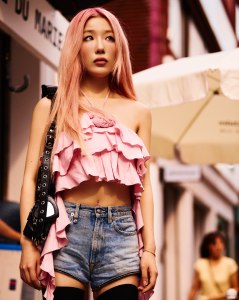 Street style in Seoul, South Korea.