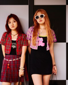Street style in Seoul, South Korea.
