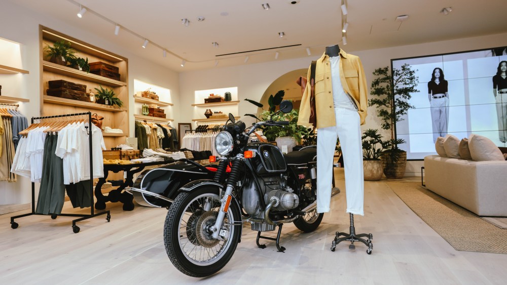 Banana Republic in L.A.